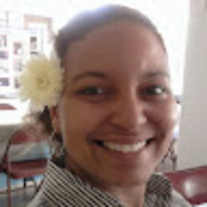 Meet your Posher, Yolanda